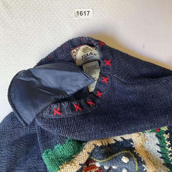 Tiara Petites Women Sweatshirt MEDIUM Navy Graphic Print Snowman Christmas - Picture 5 of 9